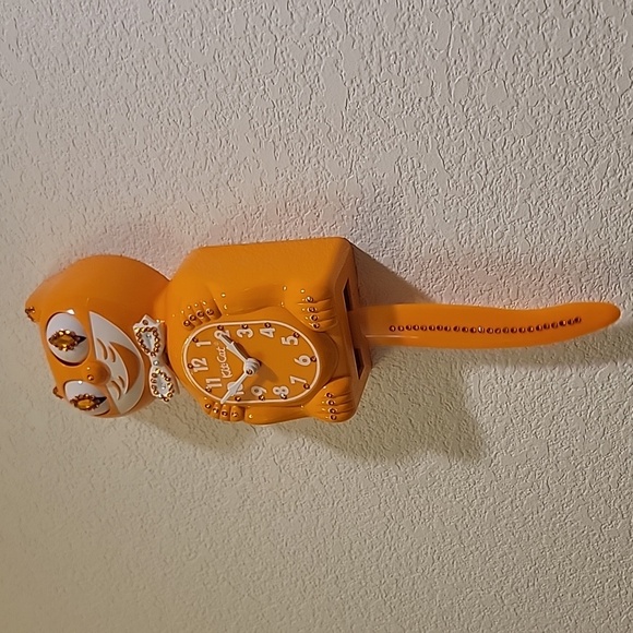RARE Jeweled Festival Orange Kit Kat Cat Klock Clock - Picture 3 of 6